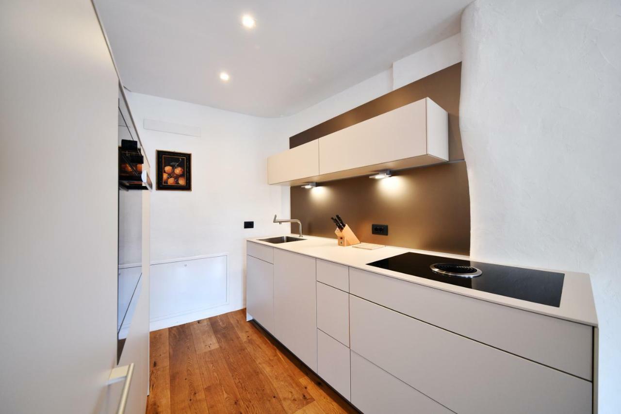 Apartament Ansitz Jenner Appiano Sulla Strada Del Vino Zewnętrze zdjęcie